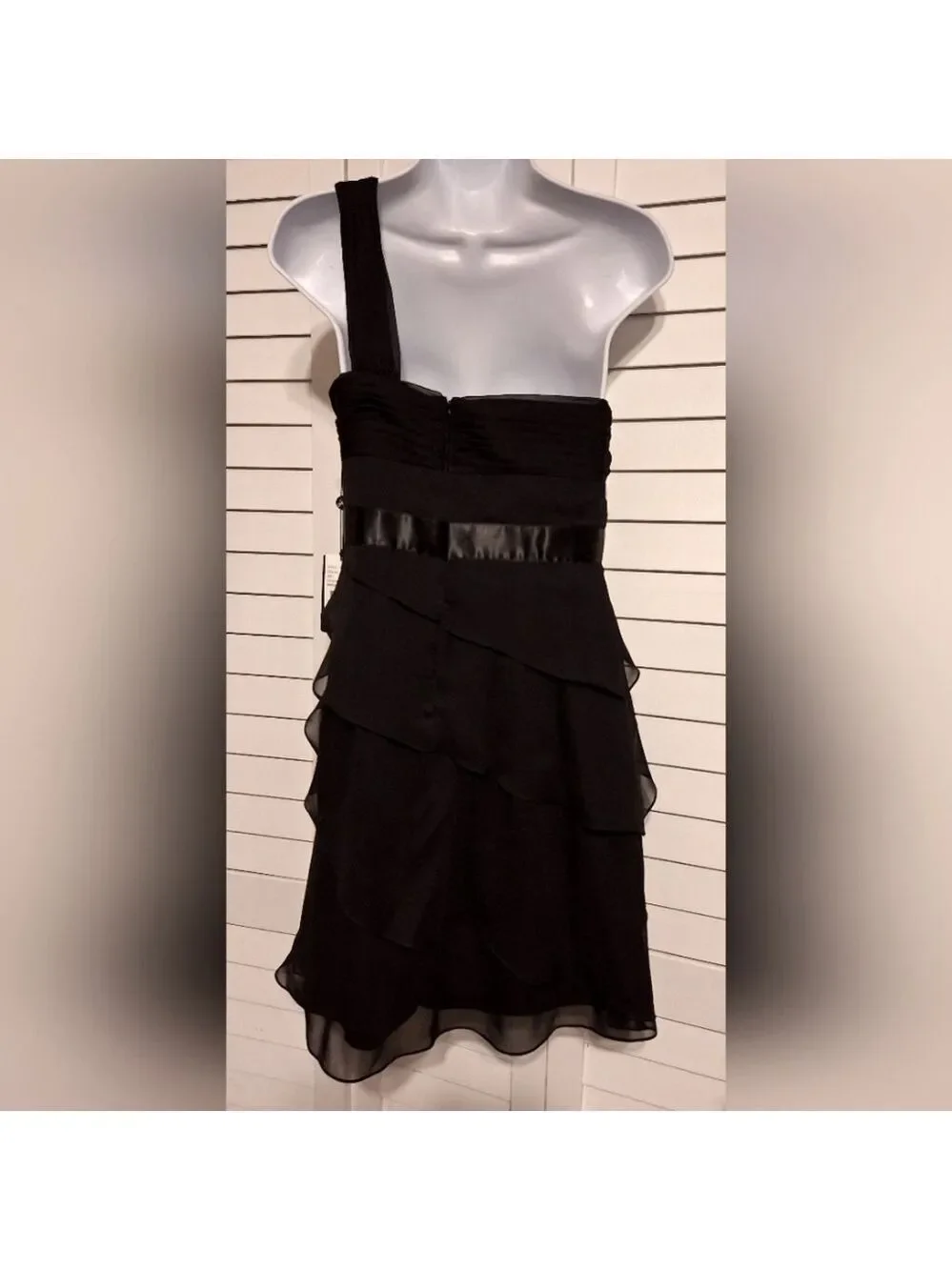 Adrianna Papell black draped one shoulder flutter dress Sz XS ptp 14" ruffle NWT - Picture 2 of 4